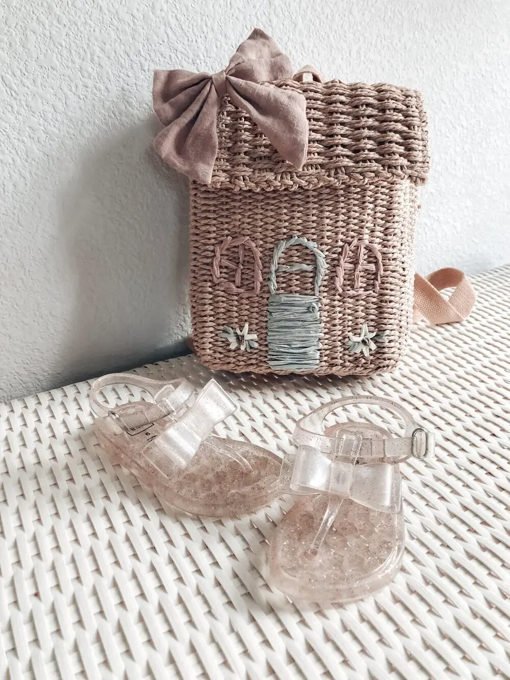 EUC Baby Gap Shimmery Clear Jelly Bow Front Sandals